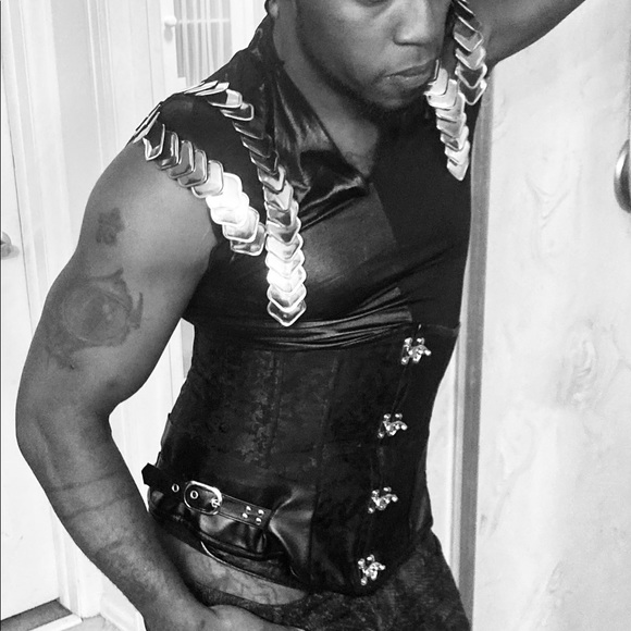 Meet your Posher, Raymond - Picture 5 of 12